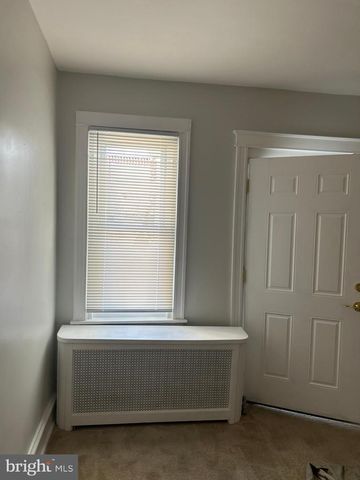 46 LAMPORT RD, Upper Darby, PA 19082