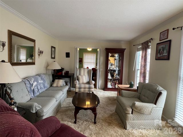 4635 Cloverdale Avenue, Charlotte, NC 28212