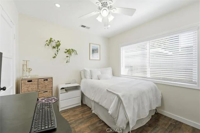 3329 N Los Coyotes Diagonal, Long Beach, CA 90808