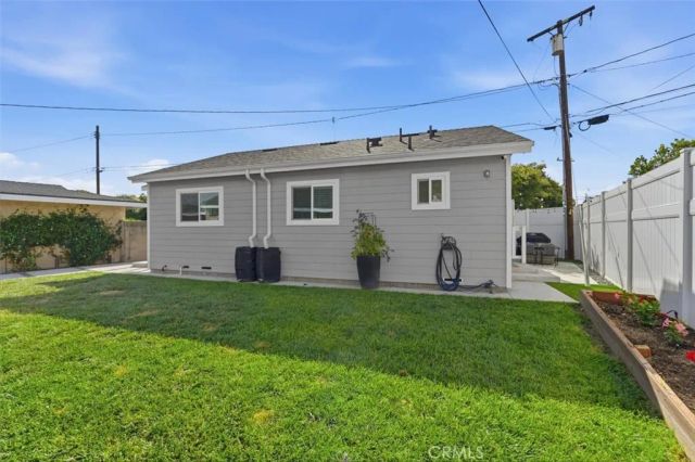 3329 N Los Coyotes Diagonal, Long Beach, CA 90808