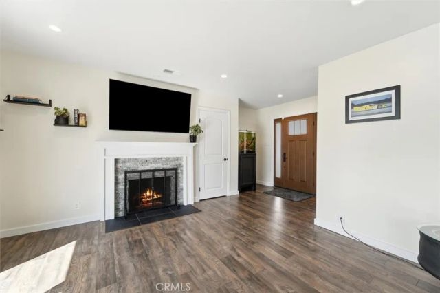 3329 N Los Coyotes Diagonal, Long Beach, CA 90808