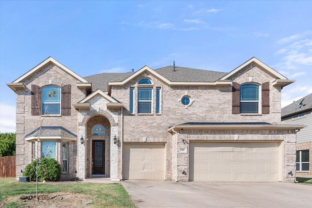 709 Netherfield Parkway, Mansfield, TX 76063 — exterior