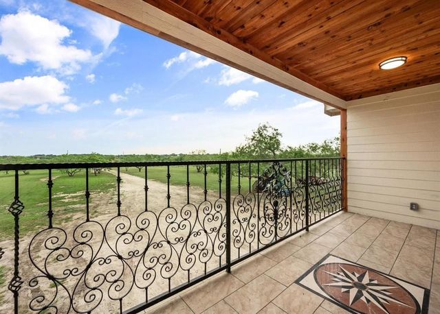 6051 NE County RD 1030B Road, Rice, TX 75155