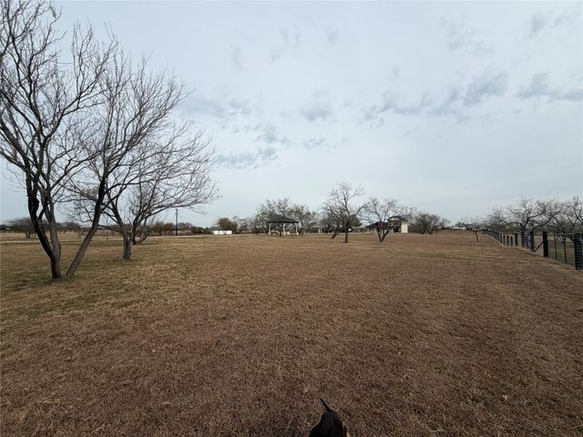 6051 NE County RD 1030B Road, Rice, TX 75155