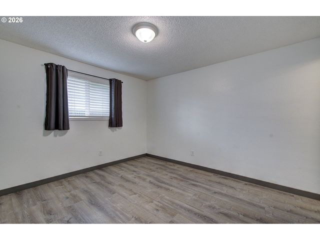 3915 Ne 137TH Ave, Vancouver, WA 98682