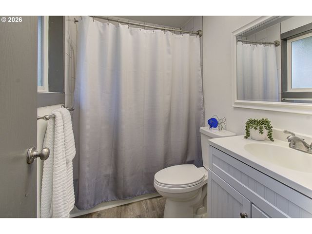 3915 Ne 137TH Ave, Vancouver, WA 98682