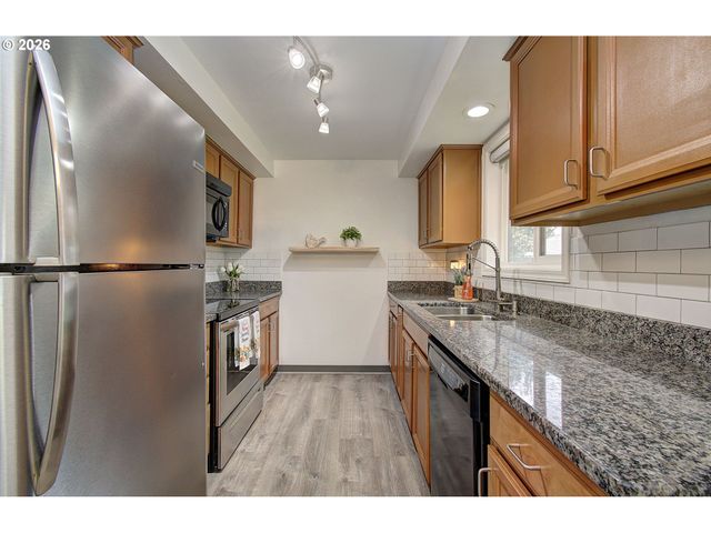 3915 Ne 137TH Ave, Vancouver, WA 98682