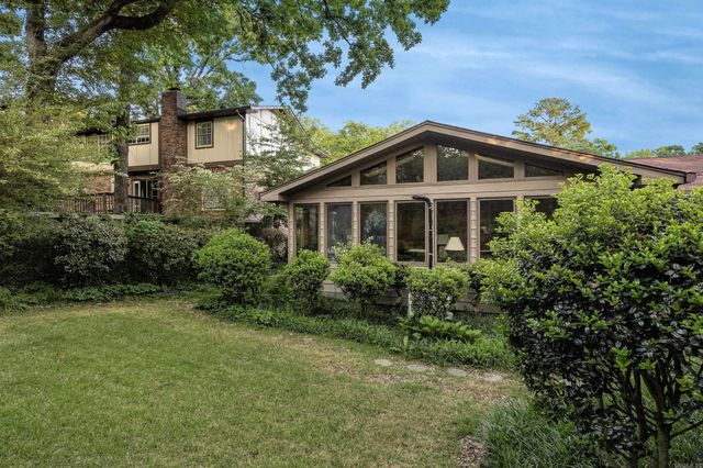 3218 Rocky Court, Little Rock, AR 72227