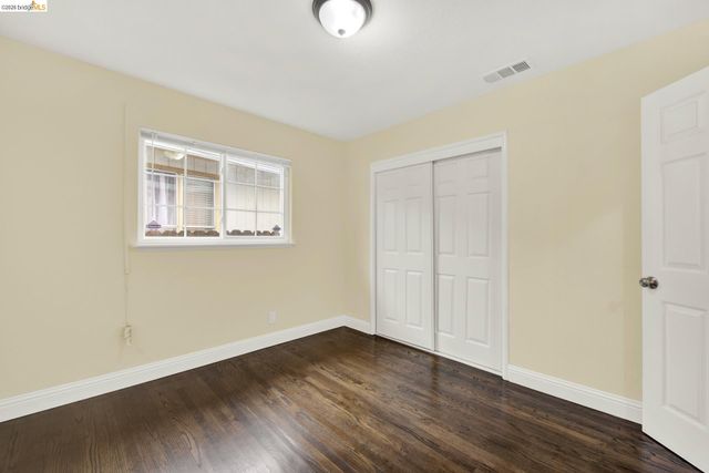 2170 104Th Ave, Oakland, CA 94603