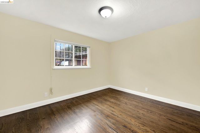 2170 104Th Ave, Oakland, CA 94603