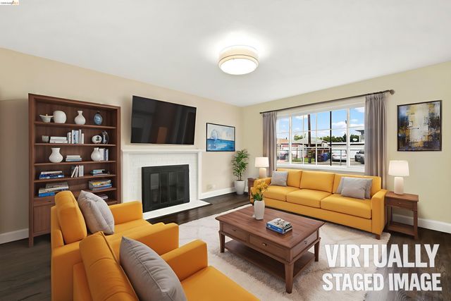 2170 104Th Ave, Oakland, CA 94603