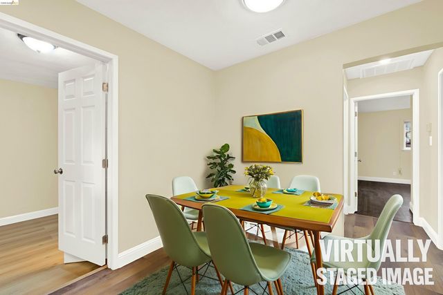 2170 104Th Ave, Oakland, CA 94603