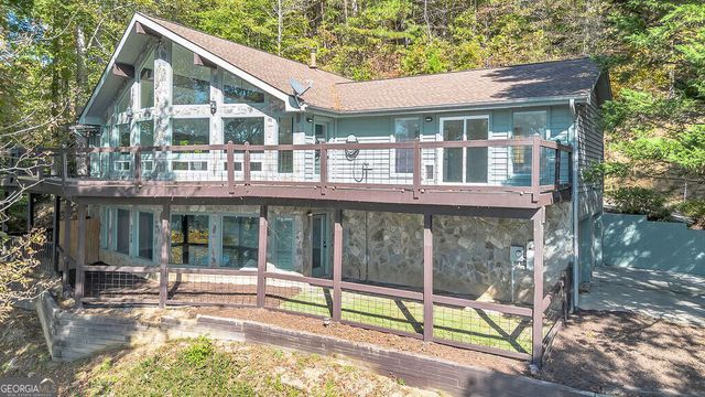 357 Johns Way, Talking Rock, GA 30175