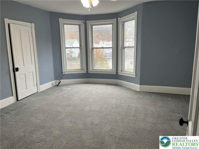 515 North Railroad Street, Tamaqua Boro, PA 18252