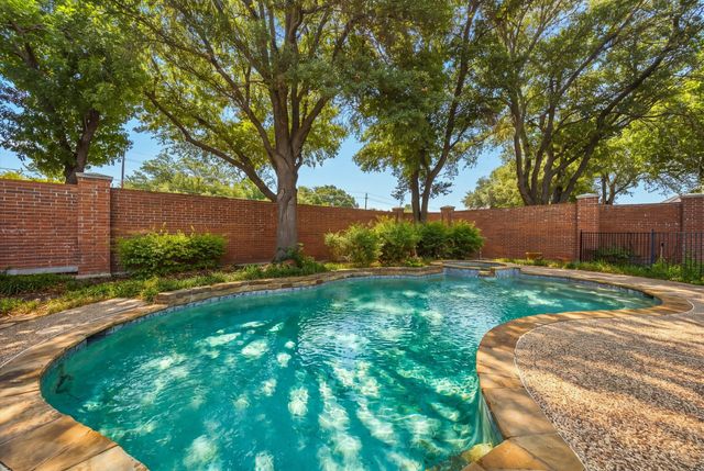 5900 Lennox Hill Drive, Plano, TX 75093