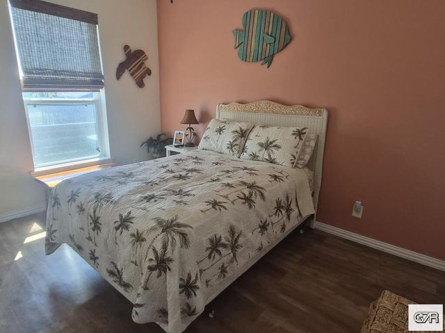 16606 Curlew Road, Jamaica Beach, TX 77554