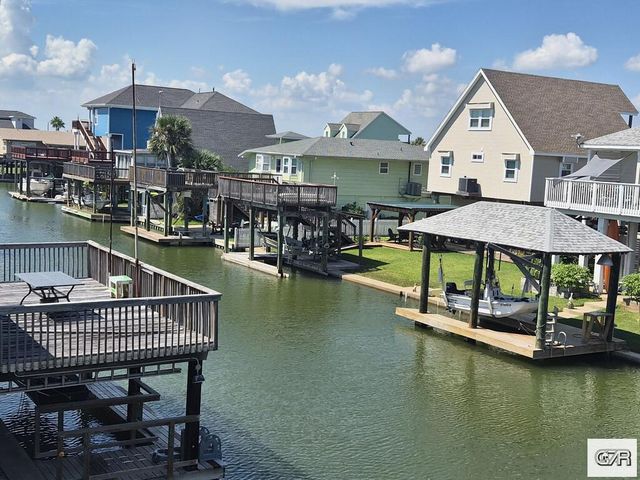 16606 Curlew Road, Jamaica Beach, TX 77554