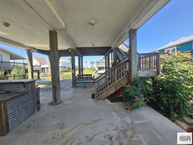 16606 Curlew Road, Jamaica Beach, TX 77554