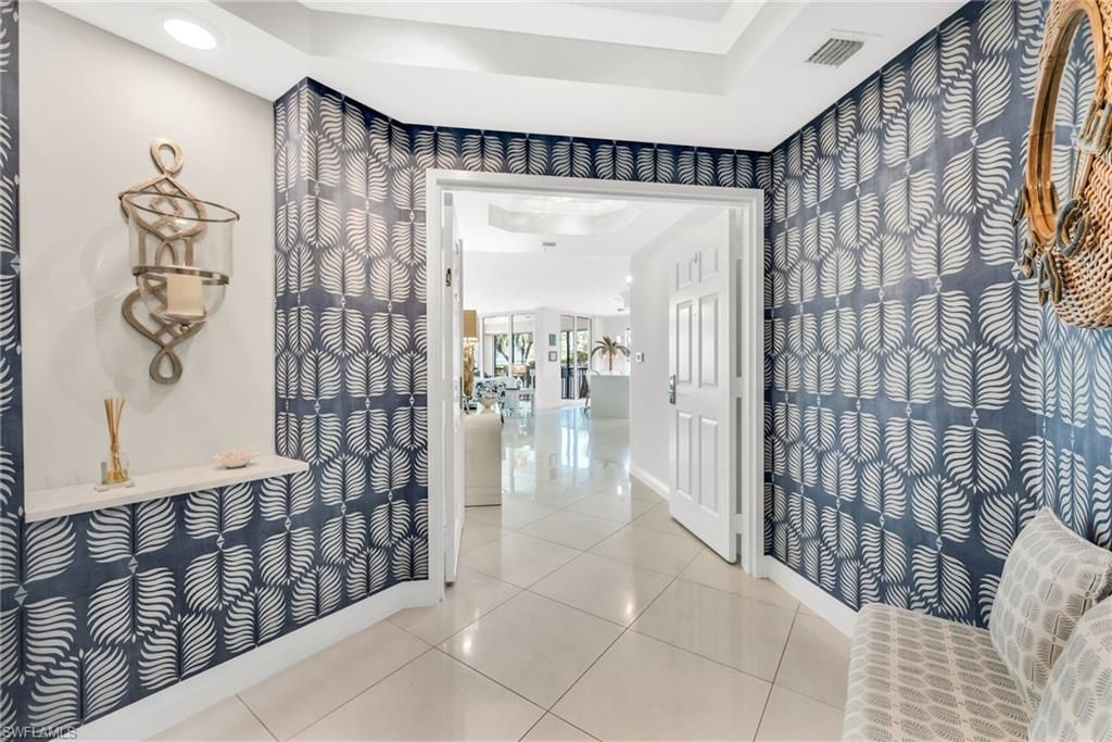 455 Cove Tower DR 304, NAPLES, FL 34110 — photo 2