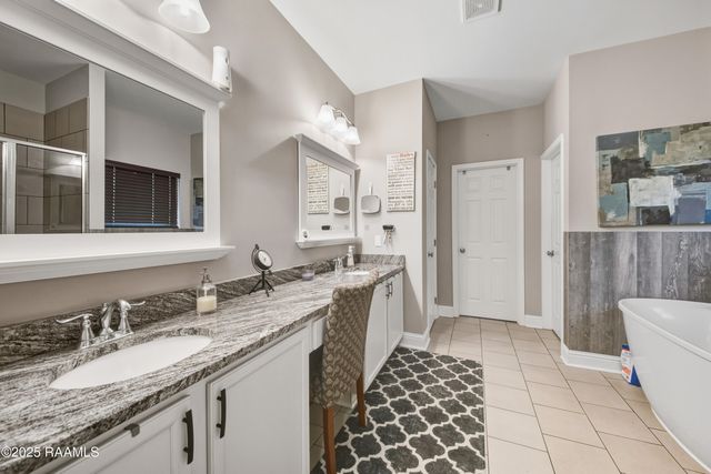 213 E Peck Boulevard, Lafayette, LA 70508