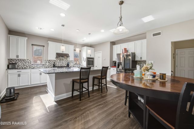 213 E Peck Boulevard, Lafayette, LA 70508