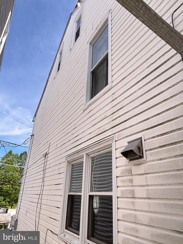 604 3RD ST, Port Carbon, PA 17965