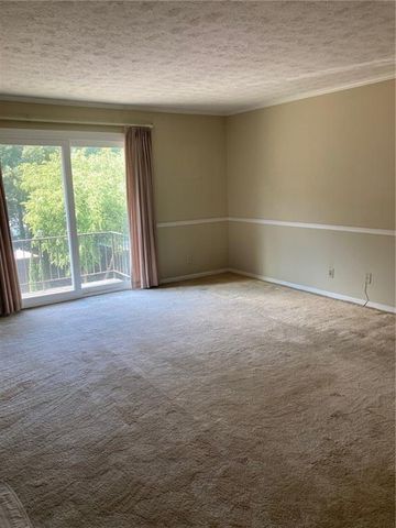 725 Dalrymple, Sandy Springs, GA 30328