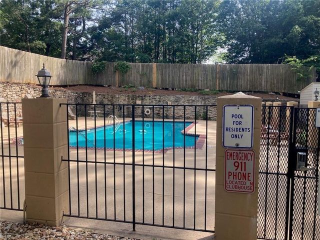 725 Dalrymple, Sandy Springs, GA 30328