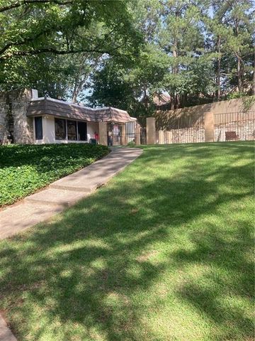725 Dalrymple, Sandy Springs, GA 30328
