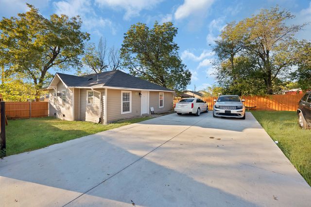 1610 Whitaker Avenue, Dallas, TX 75216