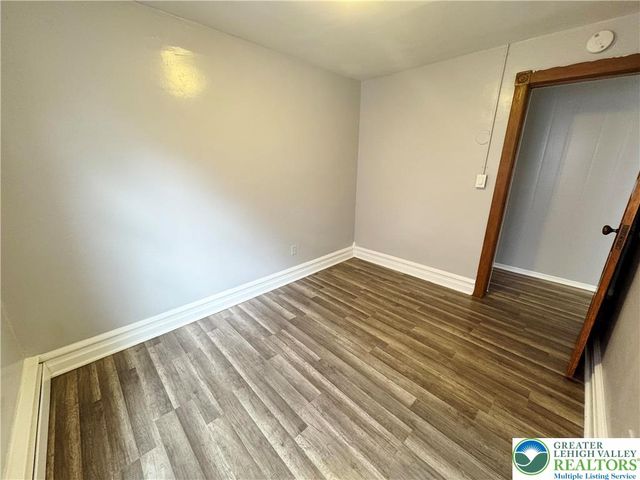 921 10th Street, Allentown City, PA 18103