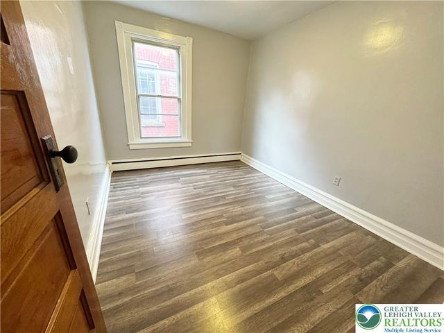 921 10th Street, Allentown City, PA 18103