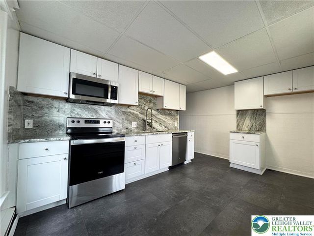 921 10th Street, Allentown City, PA 18103