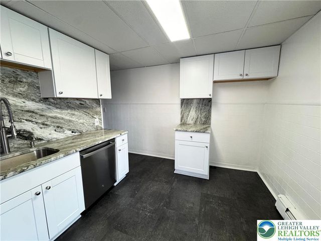921 10th Street, Allentown City, PA 18103