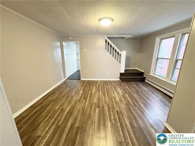 921 10th Street, Allentown City, PA 18103