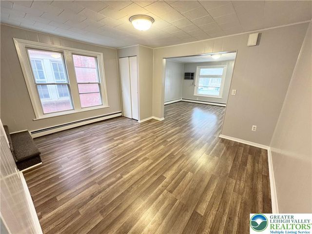 921 10th Street, Allentown City, PA 18103