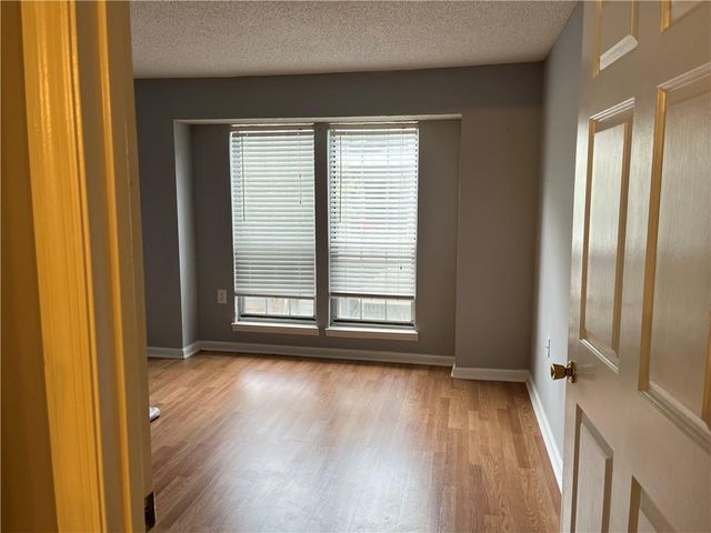 612 Granville Court, Atlanta, GA 30328