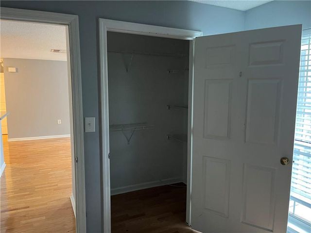 612 Granville Court, Atlanta, GA 30328