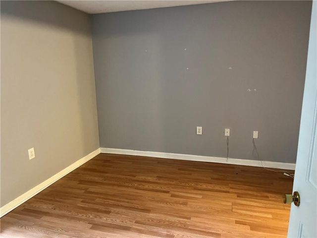 612 Granville Court, Atlanta, GA 30328