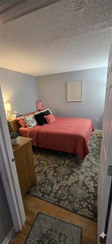 612 Granville Court, Atlanta, GA 30328