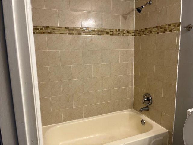 612 Granville Court, Atlanta, GA 30328