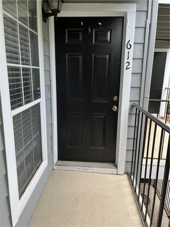 612 Granville Court, Atlanta, GA 30328