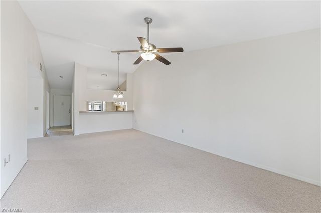 9305 Lake Park DR # 204, Fort Myers, FL 33919