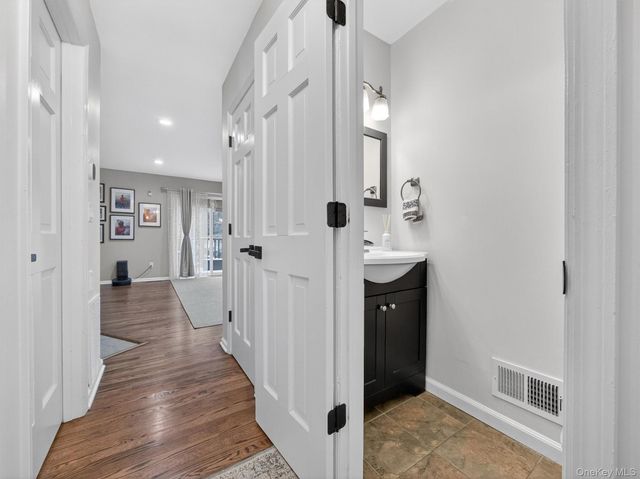 20 Corners Road, Congers, NY 10920