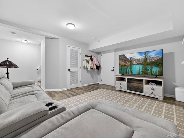 20 Corners Road, Congers, NY 10920