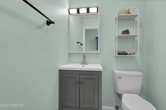 1928 New River Inlet Road 207, Sneads Ferry, NC 28460