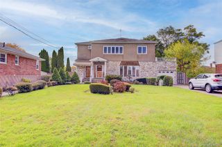 149-54 21st Avenue 2, Whitestone, NY 11357