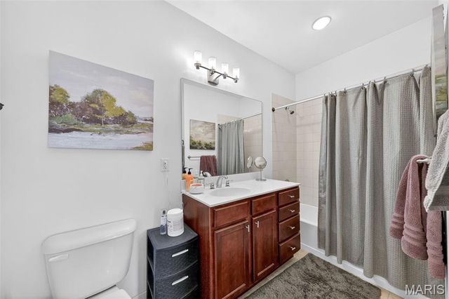 849 Westgate Avenue 305, St Louis, MO 63130