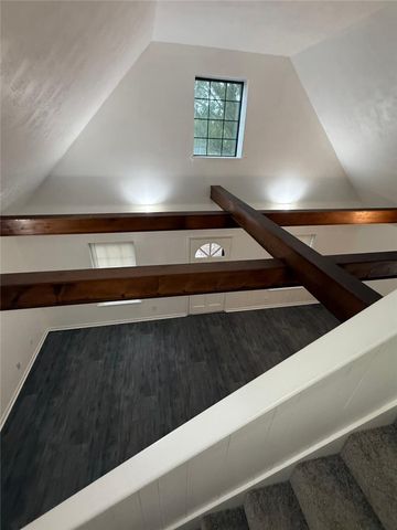 4211 Marsh Street, Bryan, TX 77803