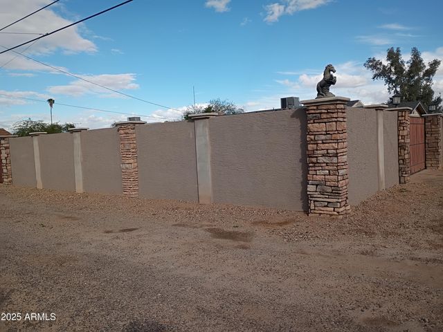 901 N COOLIDGE Avenue, Casa Grande, AZ 85122